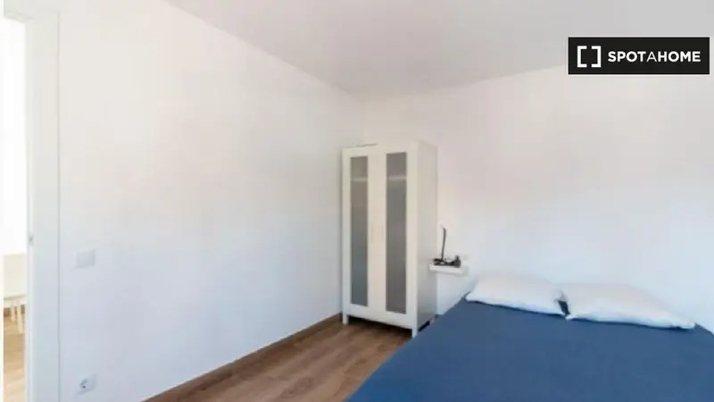 Apartamento 4 dormitorios 1 ba
																		
																		
																		
																		
																		
																		
																		
																		
																		
																		
																		
																		
																		
																		
																		
																		
																		
																		 Barcelona