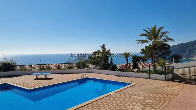 Estudio con Vistas al Mar en Cala Llevad	