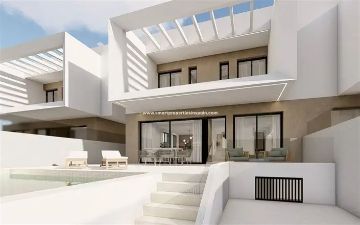 Villa 3 Dormitorios en Venta Dolores Costa Blanca