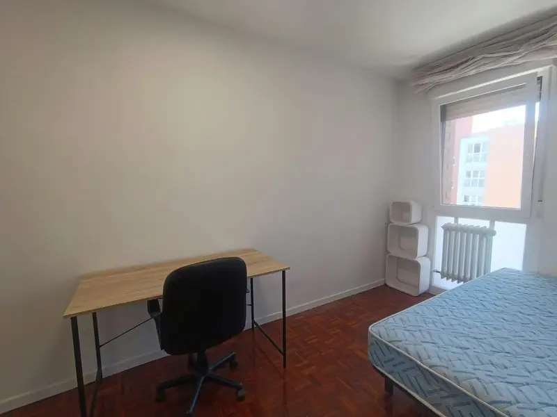 Habitacion Alquiler Pamplona Estudiantes Profesionales