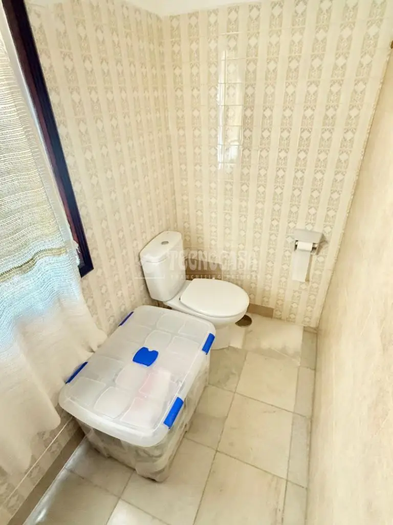 Piso en venta en Estepona con vistas al mar