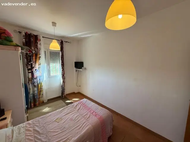 Vivienda con Encanto en Alcalá de Guadaíra: Diseño Único y Perfecta Distribución