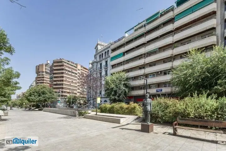 Alquiler Piso Amueblado Aire Acondicionado Granada Centro