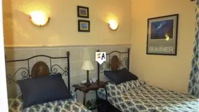 Casa en venta en Estepa centro: 2 dormitorios, patio y terraza