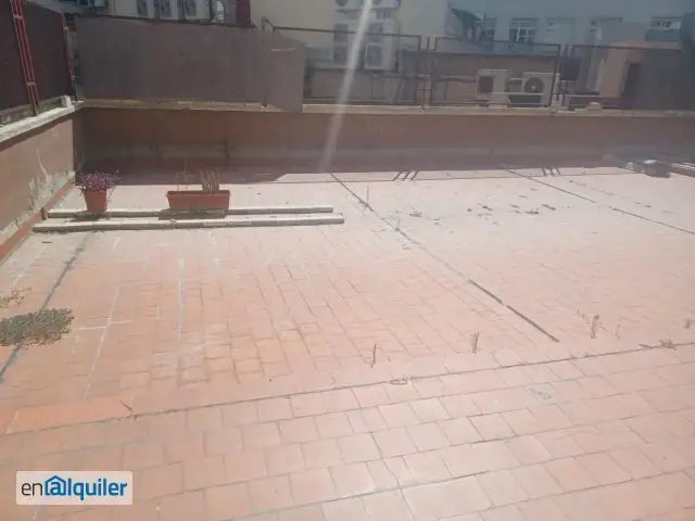 Alquiler Piso Centro con Terraza Ascensor y Aire Acondicionado