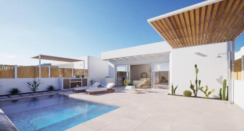 Villa en Los Alcázares 3 Dormitorios Piscina Privada