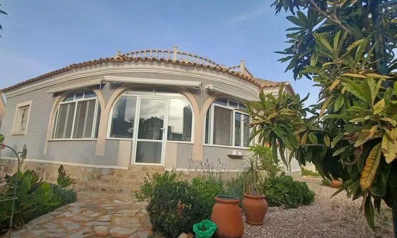 Chalet en Venta La Siesta Torrevieja