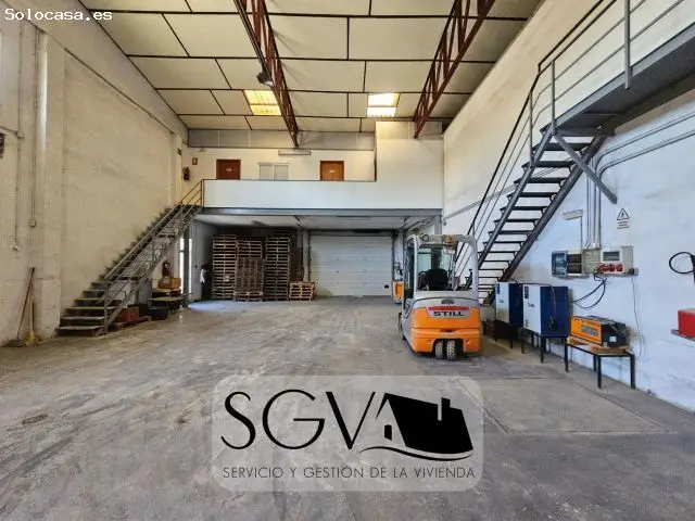 Nave Industrial con 7 Camaras Frigorificas