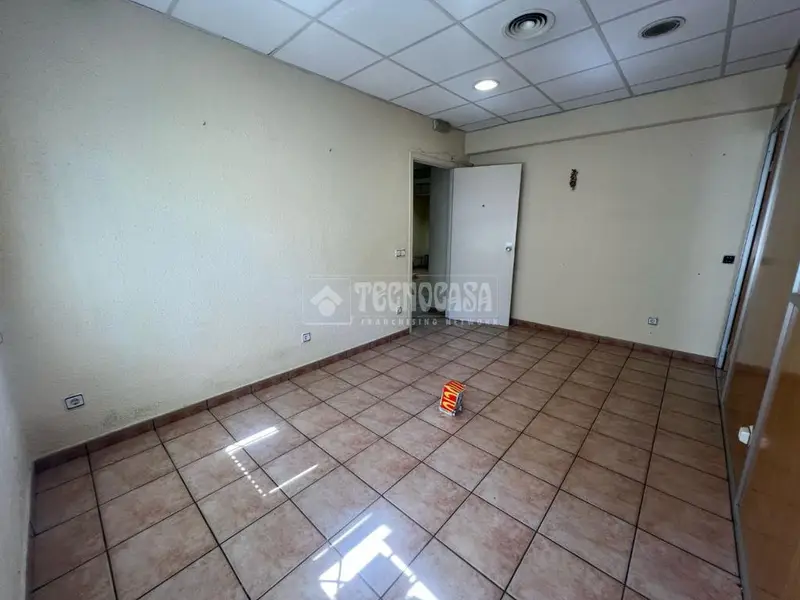 Local Comercial 95m2 Horta Guinardó Excelente Ubicacion
