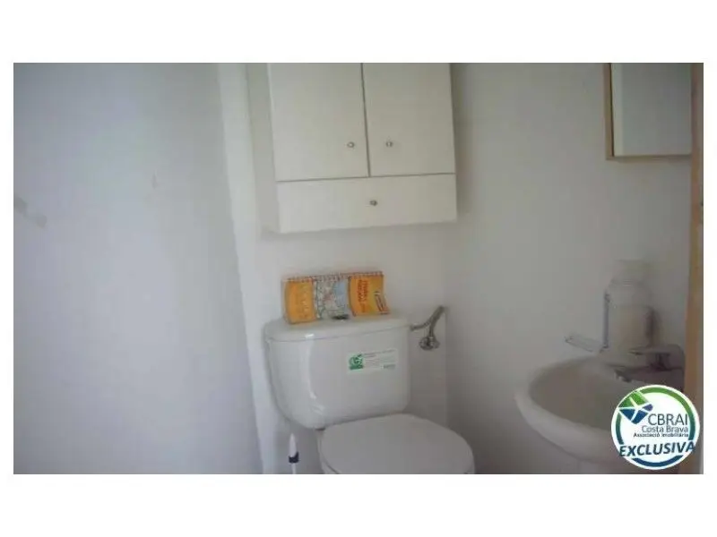 Venta Local Comercial con Terraza en Empuriabrava