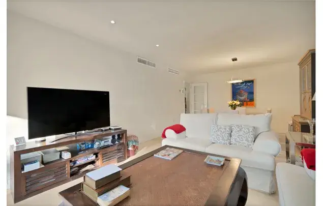 Alquiler Apartamento 3 Dormitorios Cartagena 144m2