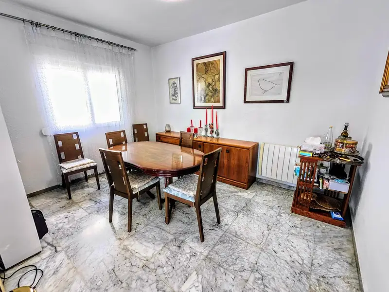 Villa en Venta Benalmadena Costa con Piscina y Jardin