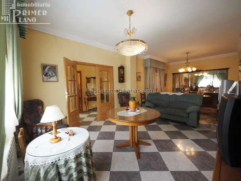 Casa en Venta Tomelloso Calle Oriente 4 Dorm 2 Baños Garaje