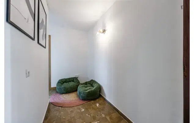 Alquiler apartamento 10 habitaciones Málaga coliving jovenes