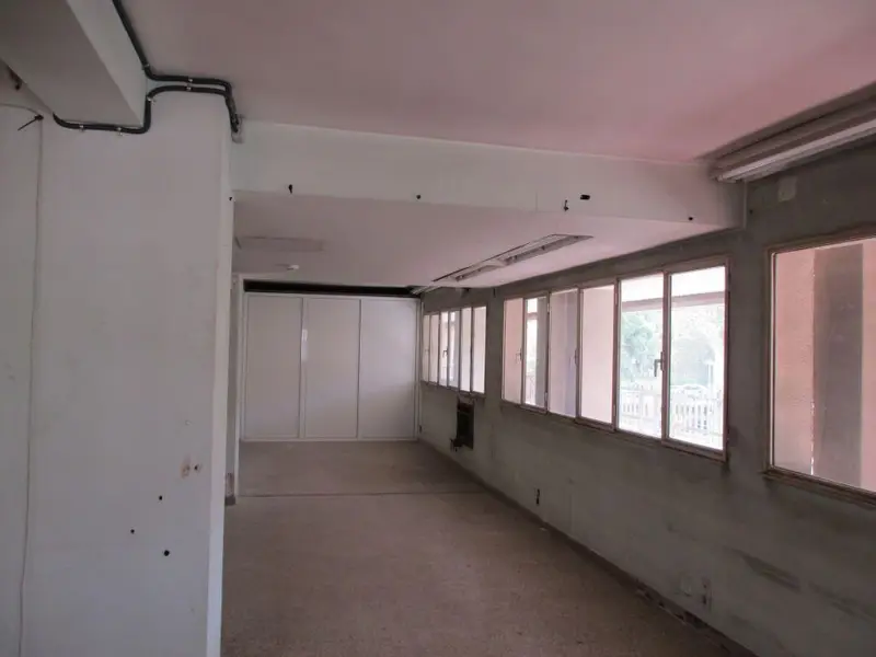 Local 300m2 Calatayud Avenida Ramon Y Cajal
