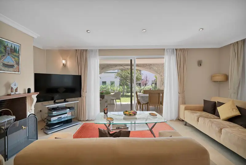 Apartamento en Milla de Oro 2 Dormitorios Cerca de la Playa