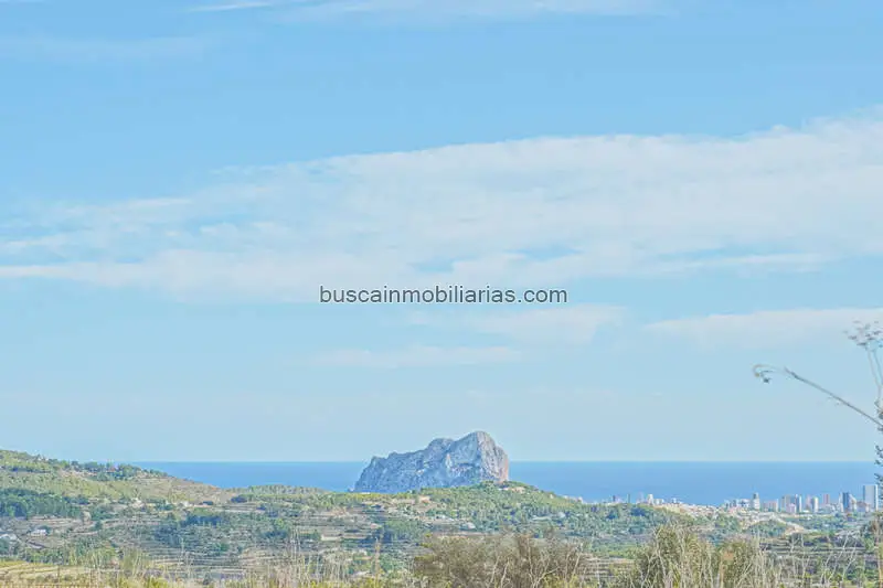 Parcela Urbanizable con Vistas Panorámicas en Benissa
