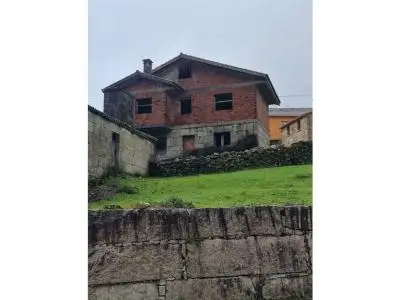 Casa en Venta A Lama 3 Habitaciones 1 Baño 90m2