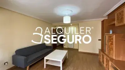 Piso en Alquiler Parque Lisboa 2 Dormitorios Reformado
