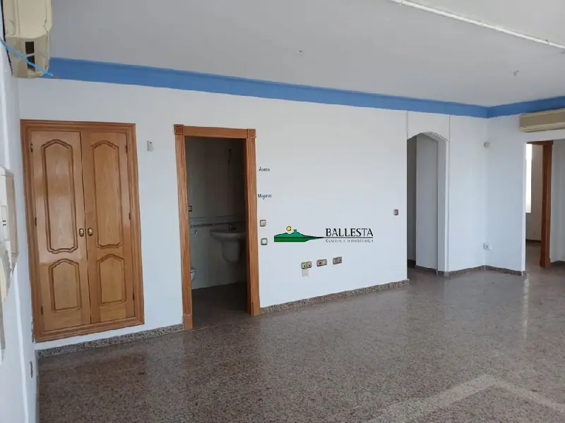 Venta Local Comercial 205m2 Ctra N-340 Huercal-Overa