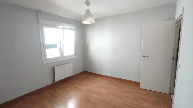 Piso en venta en centro de Ermua 2 habitaciones balcon