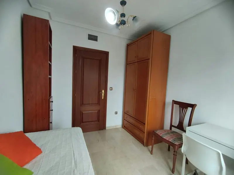 Habitacion Alquiler Cordoba Espa1a Amueblada Compartida