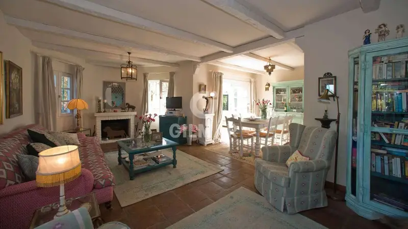 Chalet en venta en Guadalobón, Estepona, Málaga