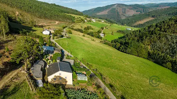 Casa Rural con 102ha Lugo Pontenova