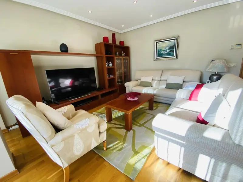 Apartamento 3 Habitaciones Centro Alicante Cerca Playa