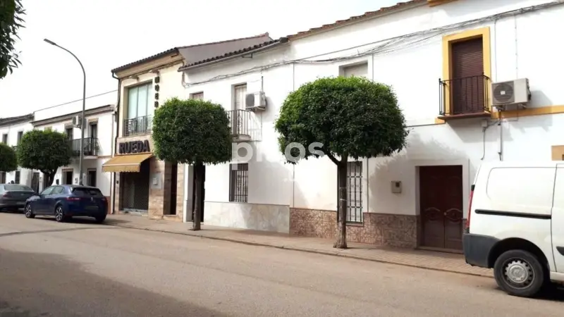 Casa adosada en venta en Calle de la Redonda de la Estación, cerca de Calle de Santa Rafaela María