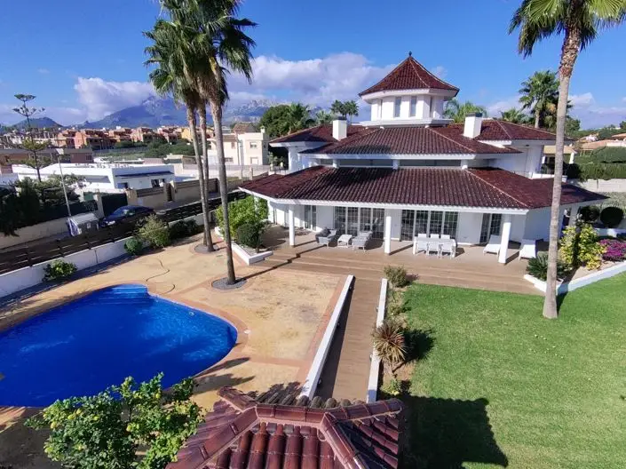 Villa de Lujo 5 Dormitorios Alfaz del Pi