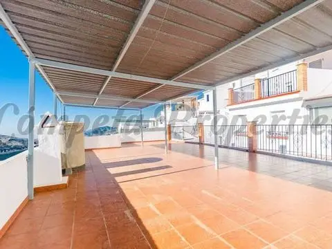 Casa Adosada 4 Dormitorios Competa