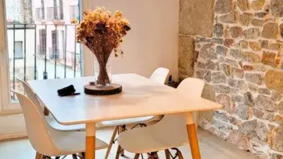 Alquiler Temporal Parte Vieja - Piso Reformado 64m²