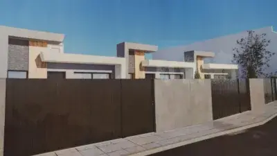 Casa Adosada en Planta Baja Vega de Granada