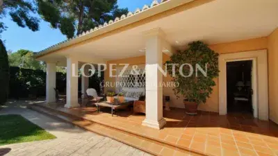 Chalet en venta en San Antonio de Benagéber