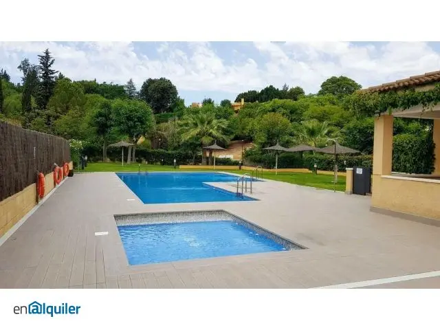 Alquiler Atico Santa Eufemia Tomares 3 Dormitorios Terraza Garaje