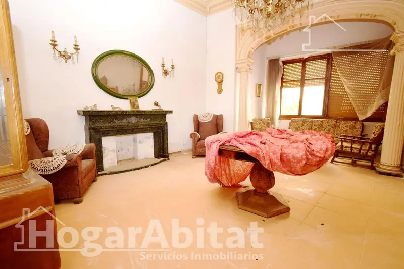 Casa en Venta Chiva Valencia 570m2 3 Plantas Gran Terraza