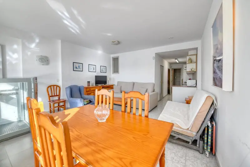 Apartamento en Calella de Palafrugell con Vistas al Mar