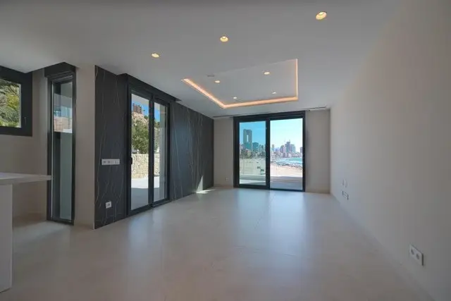 Apartamentos de Lujo en Benidorm 3 Dormitorios Primera Linea Playa