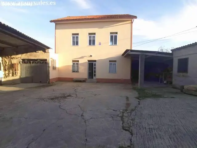 Casa Unifamiliar 800m2 Terreno Tallo Ponteceso