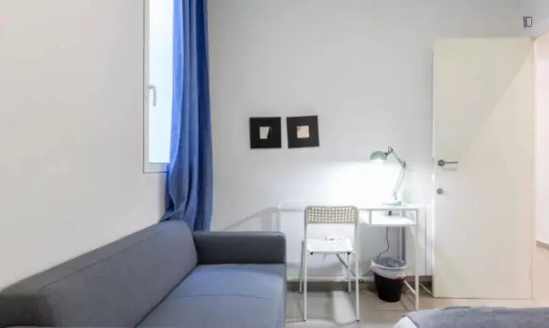 Habitacion Doble en Piso de 5 Habitaciones