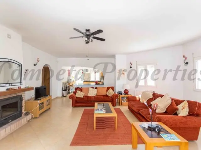 Villa 4 Dormitorios Piscina Privada Cerca del Mar