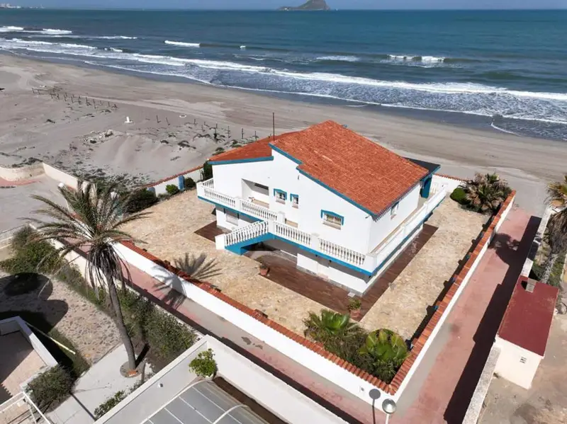 Chalet en venta en La Manga del Mar Menor, Murcia