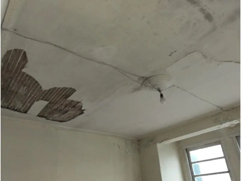 Casa para reformar en Ferrol centro con garaje y terraza