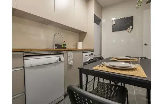 Alquiler habitaciones Madrid - Piso amueblado 5 habitaciones