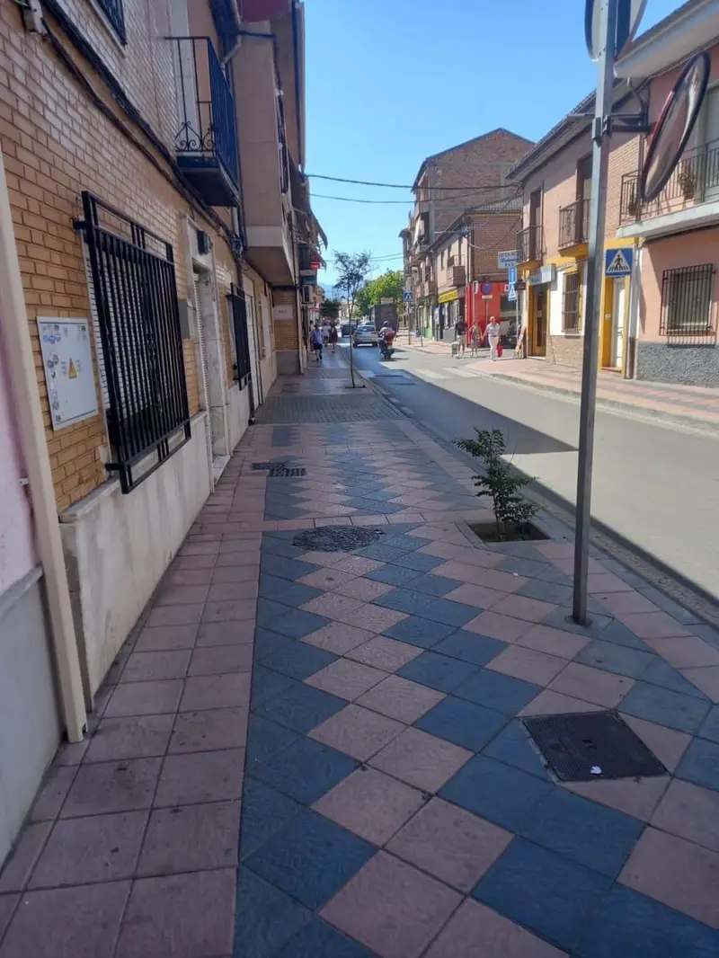 Local Comercial en Alquiler Armilla Granada