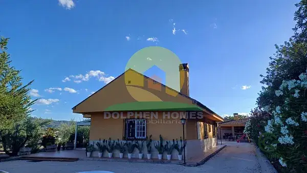 Casa de Campo con Piscina en Valencia 5 Dormitorios 2 Baños