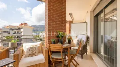 Apartamento en Denia con Vistas al Mar y Piscina