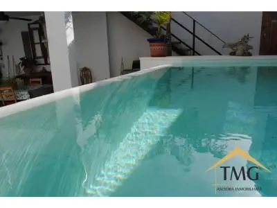 2 Casas con Piscina cerca de la Geoda y Playas