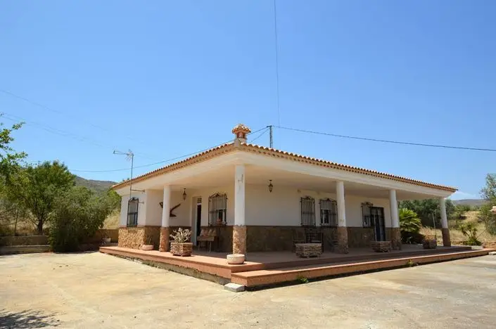 Villa 3 Dormitorios Alcarria Cerca Lubrin